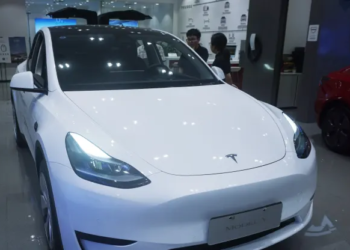 Tesla launches brand new Model 3 in China with longer driving range